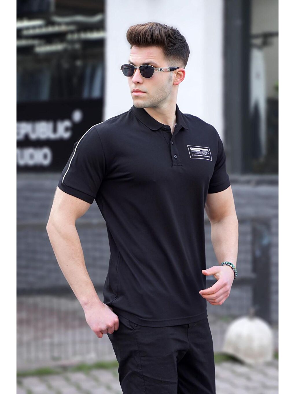 Siyah Polo Yaka Erkek Tişört