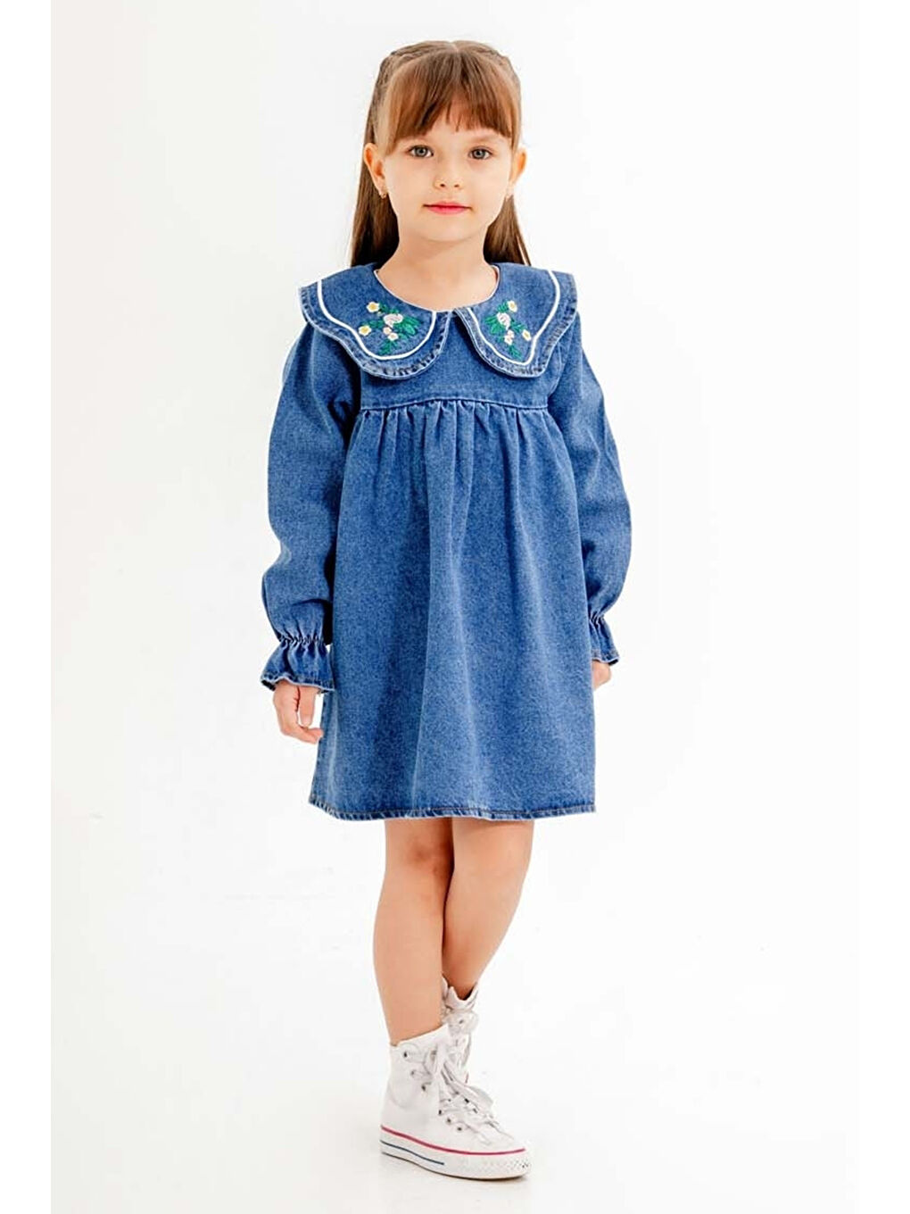 Lacivert Yakası Çiçek Nakışlı Uzun Kol Kız Çocuk Jean Elbise 20116-1