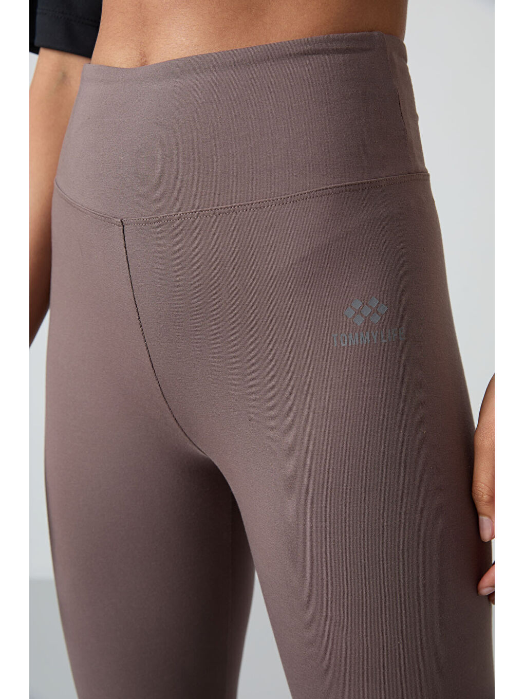 Kahverengi Yüksek Bel Toparlayıcı Slim Fit Dar Paça Kadın Tayt - 94011-2