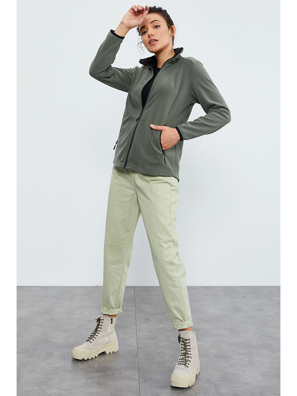 Yeşil Çağla Dik Yaka Fermuarlı Rahat Form Kadın Polar Sweatshirt - 97173-1