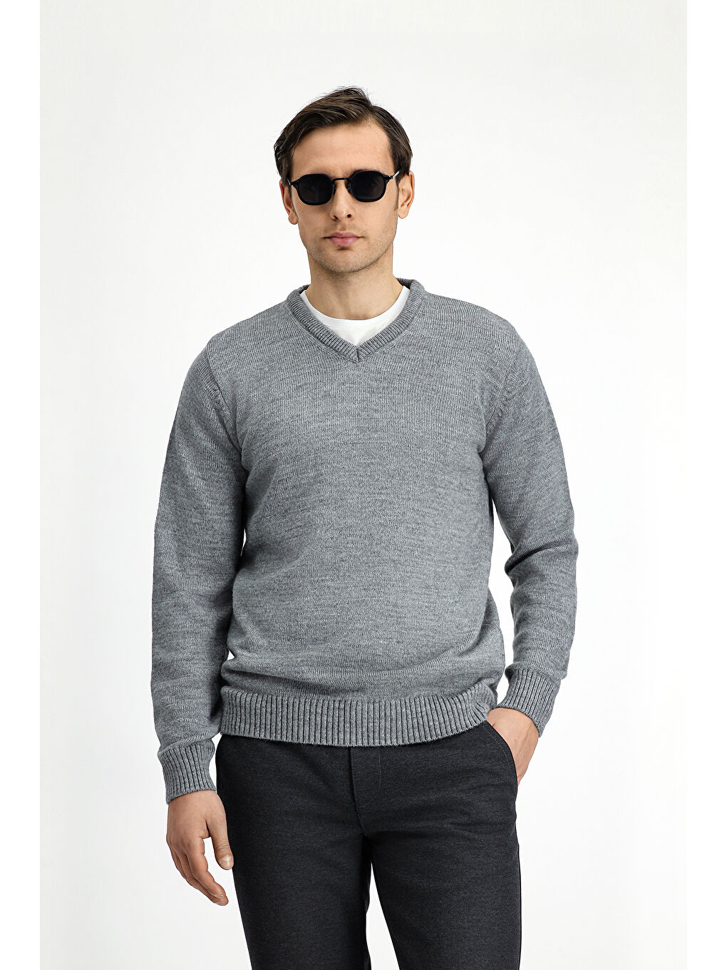 Gri V Yaka Regular Fit Triko Büyük Beden Kazak-2