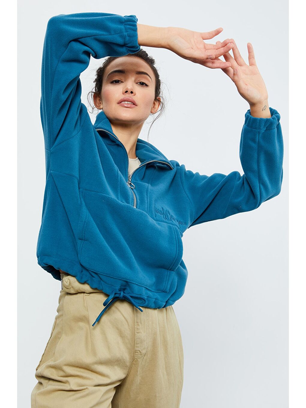 Yeşil Zümrüt Yarım Fermuar Etek Ucu Büzgülü Kadın Polar Oversize Sweatshirt - 97171