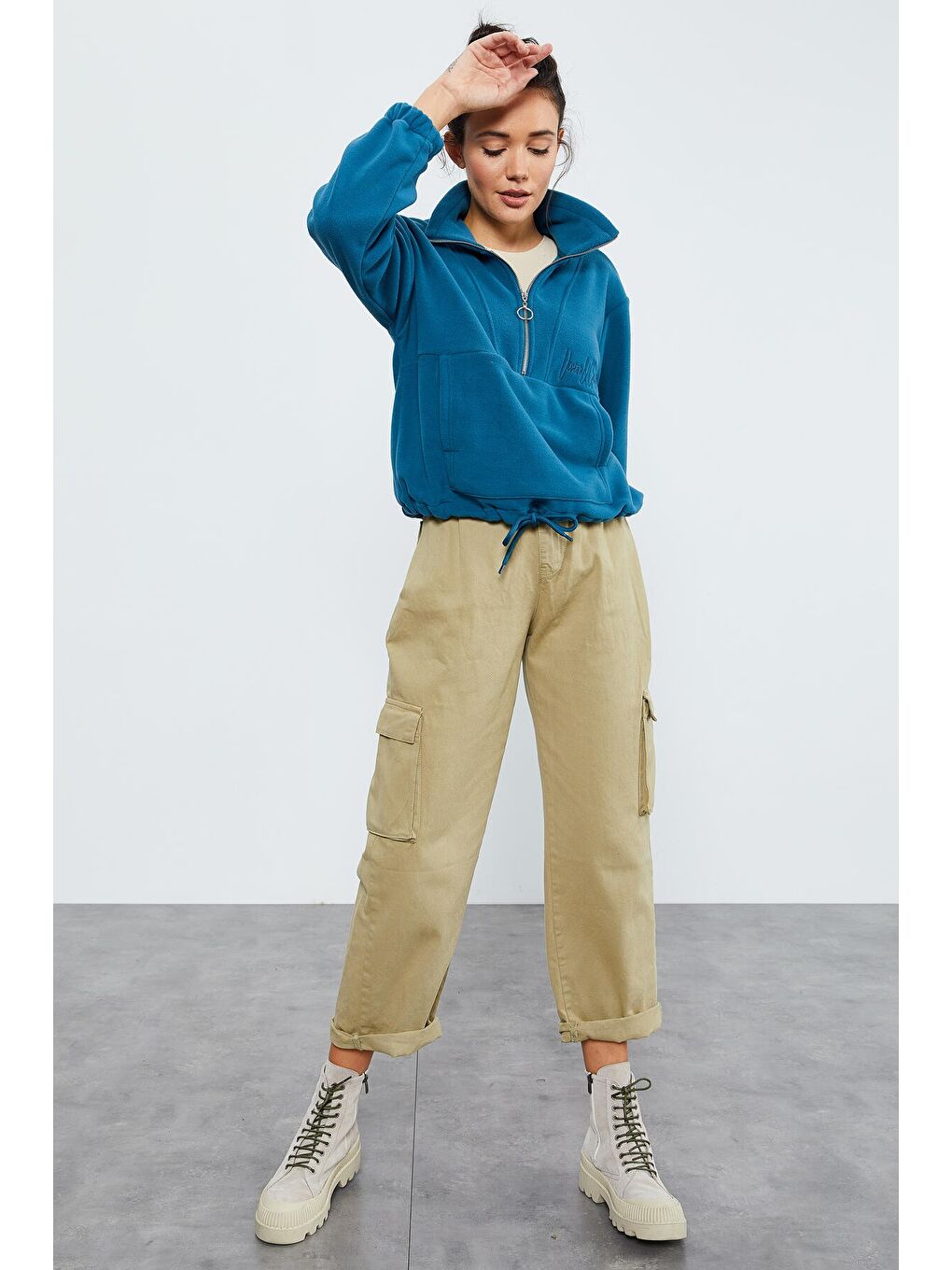 Yeşil Zümrüt Yarım Fermuar Etek Ucu Büzgülü Kadın Polar Oversize Sweatshirt - 97171-3