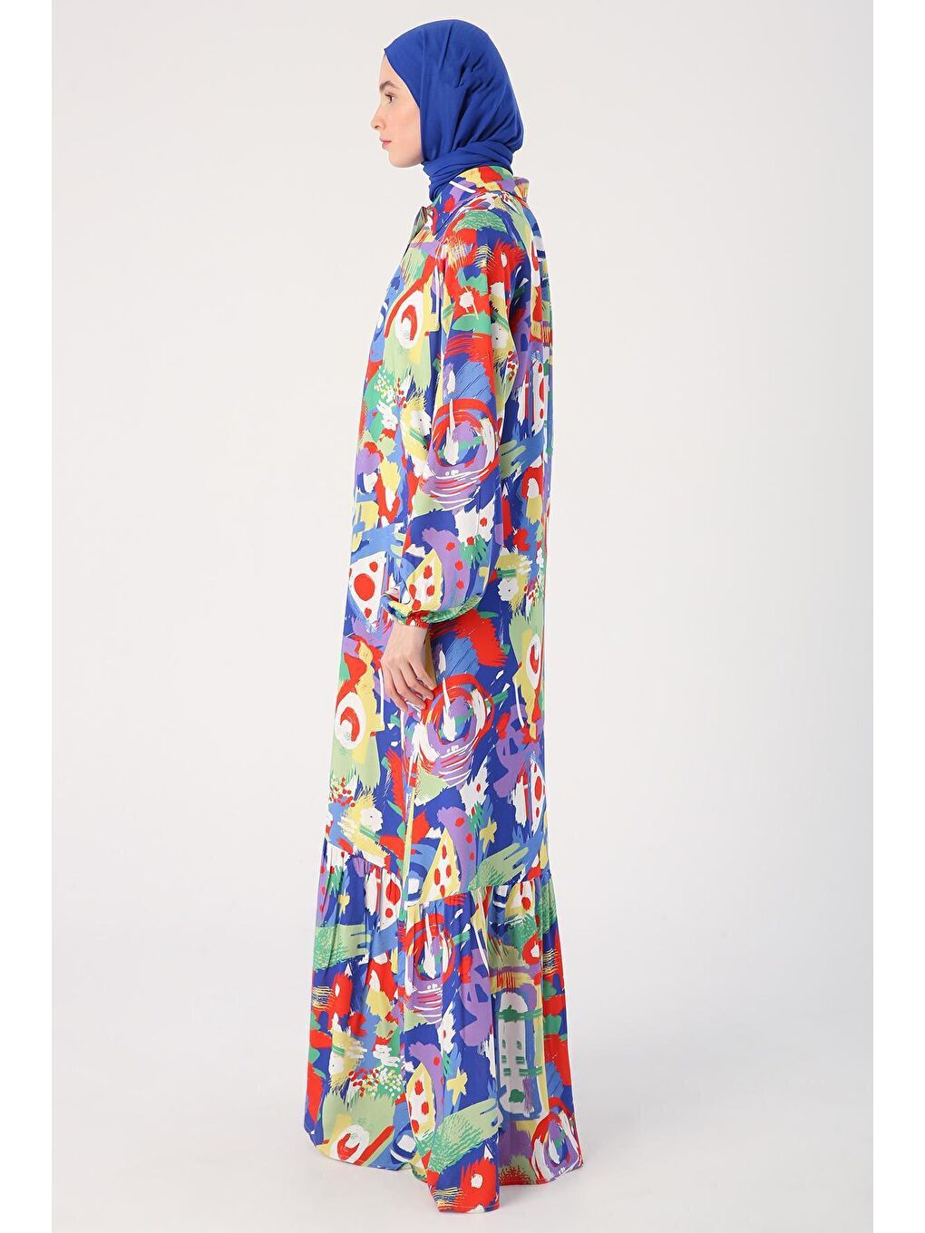 Mavi-Kırmızı Yarım Patlı Gömlek Yakalı Desenli Viskon Elbise-2