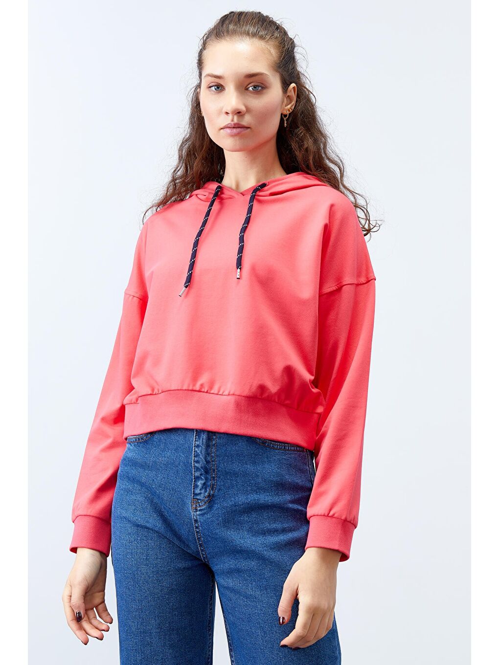 Fuşya Uzun Kol Rahat Form Kapüşonlu Kadın Sweatshirt - 97115-2