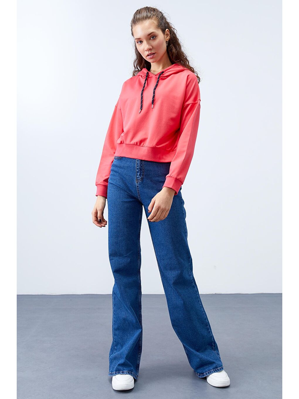 Fuşya Uzun Kol Rahat Form Kapüşonlu Kadın Sweatshirt - 97115-3