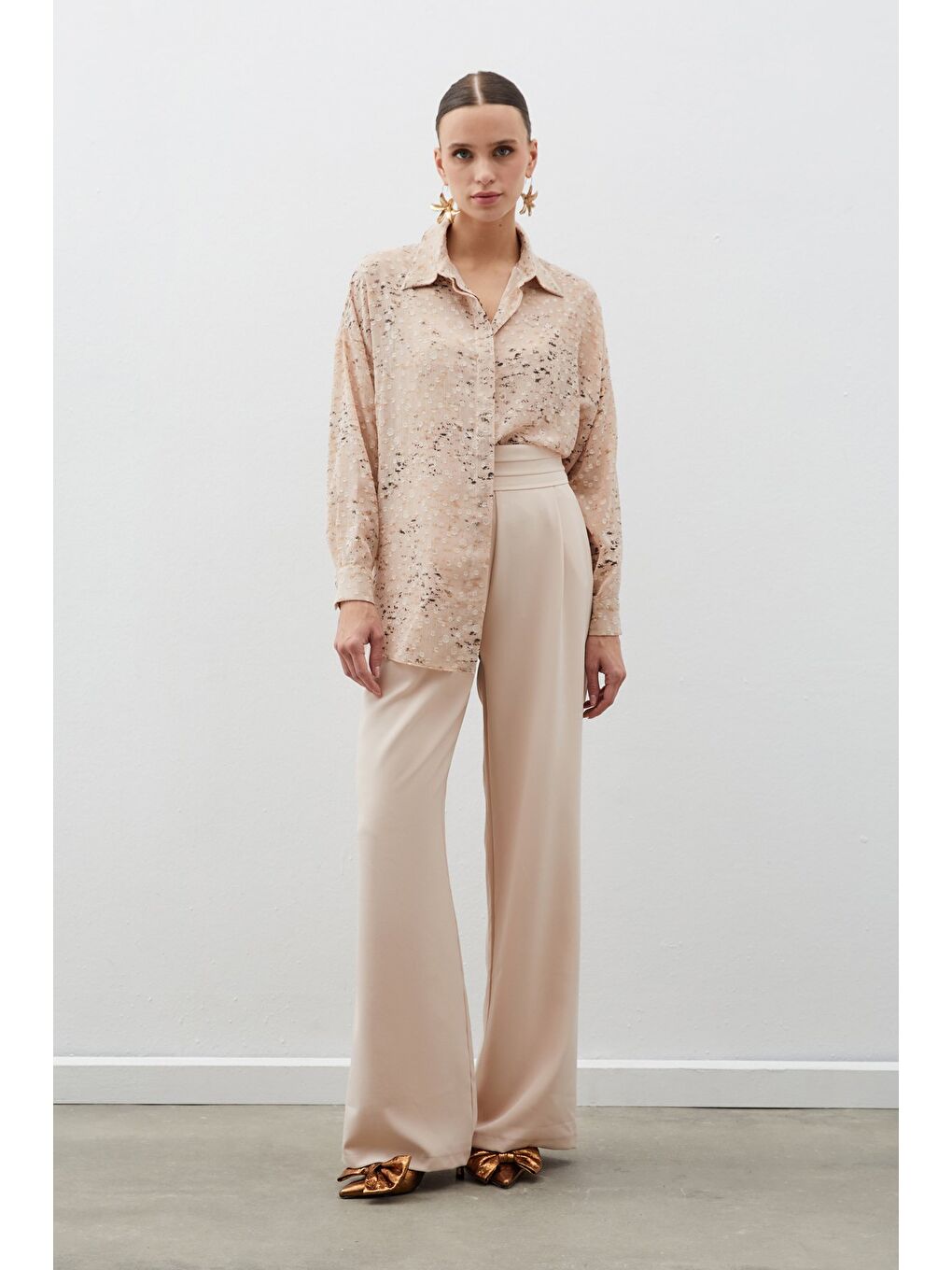 Pembe Varaklı Geniş Gömlek - Pudra-Gold-1