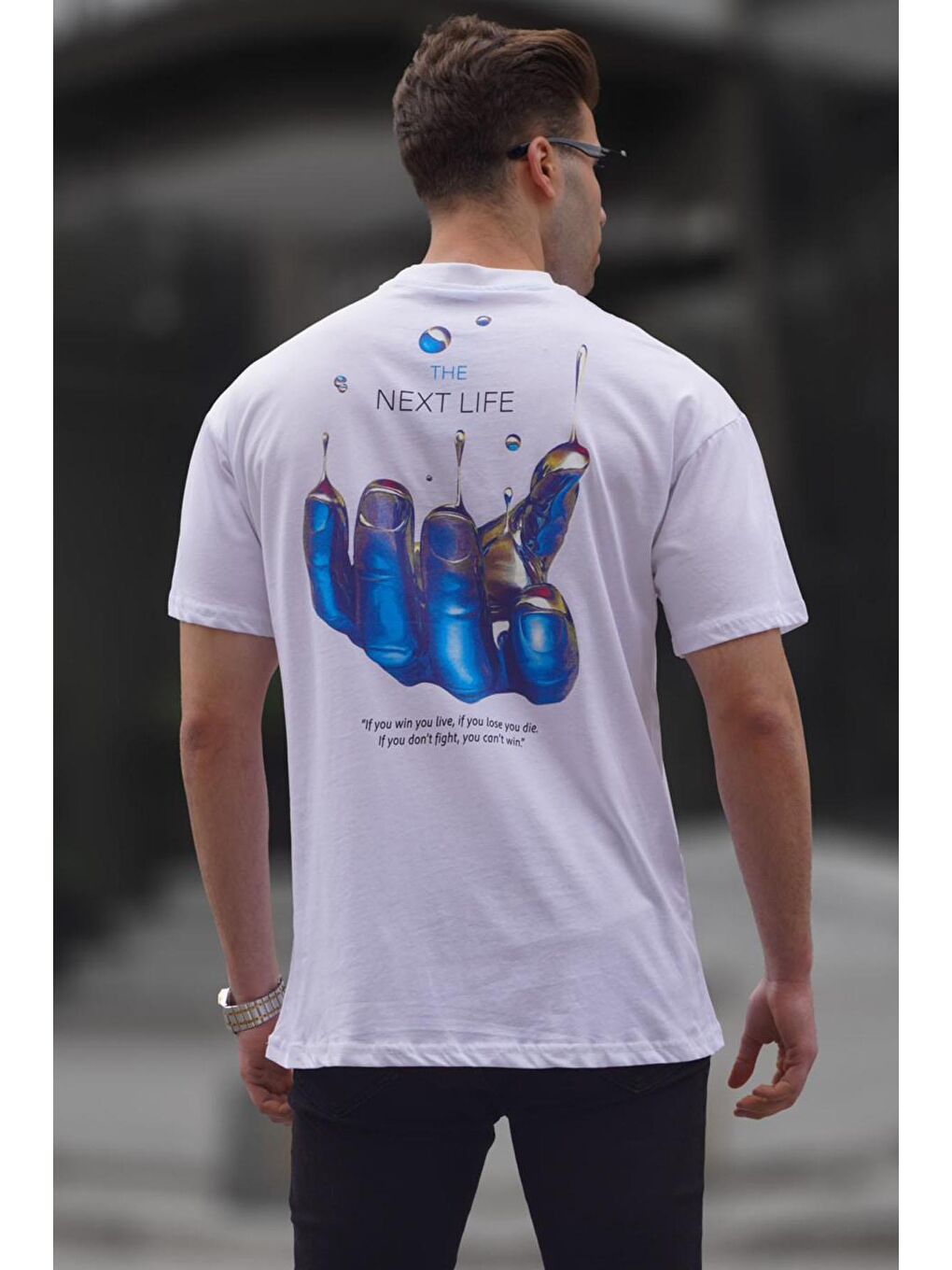 Madmext Beyaz Sırt Baskılı Regular fit Erkek Tişört 6121
