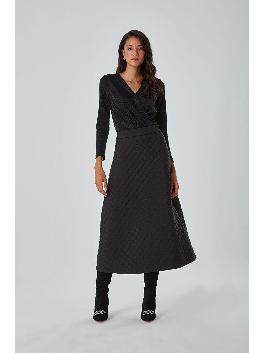 A Kesim Siyah Kapitone Etek-1