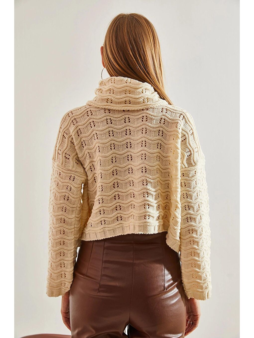 Bej Kadın Balıkçı Yaka Desenli Triko Kazak-3
