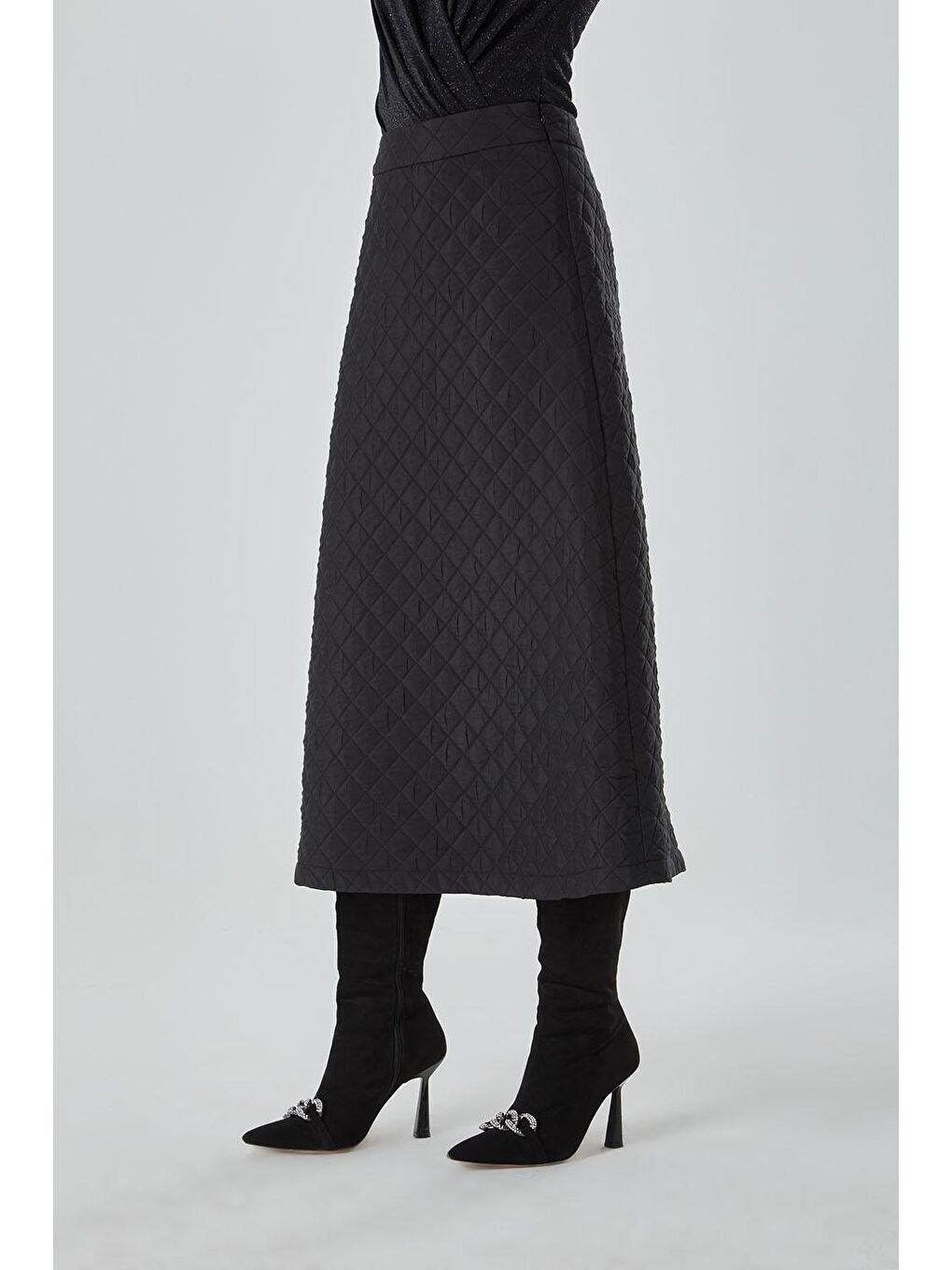 A Kesim Siyah Kapitone Etek-2