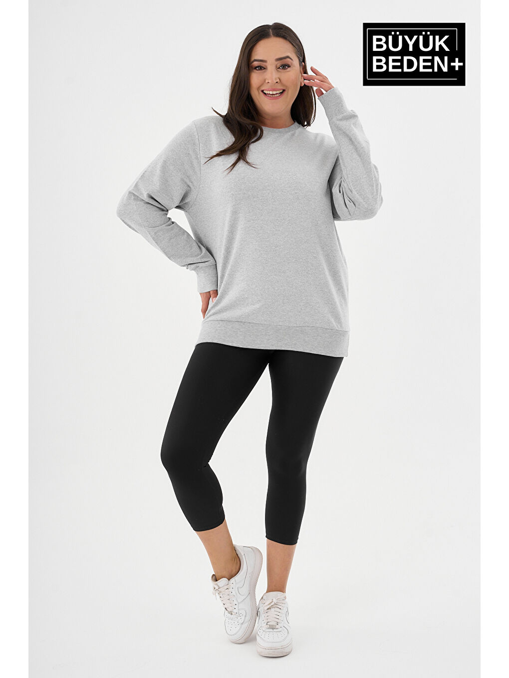 Gri Kadın Büyük Beden Bisiklet Yaka İnce Sweatshirt SPR24BSWK56