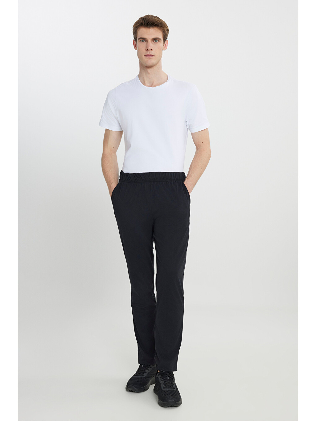 Erkek Siyah Pamuklu Standart Fit Normal Kesim Beli Lastikli Cepli Pijama Altı-5