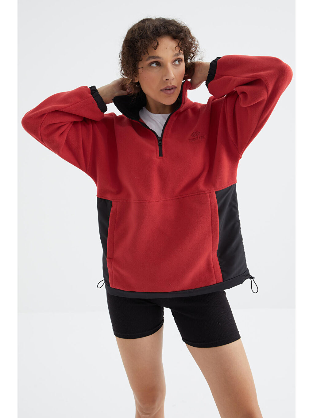 Kırmızı Fiesta Yarım Fermuar Etek Ucu Büzgülü Dik Yaka  Oversize Kadın Polar Sweatshirt - 97236-1