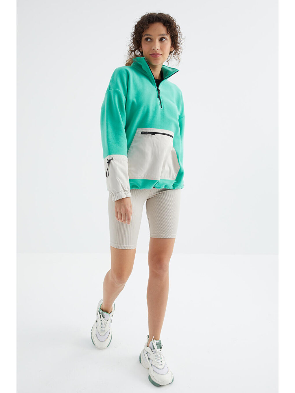 Turkuaz Deniz Yeşili Etek Ucu Büzgülü Yarım Fermuarlı Oversize Kadın Polar Sweatshirt - 97238-3