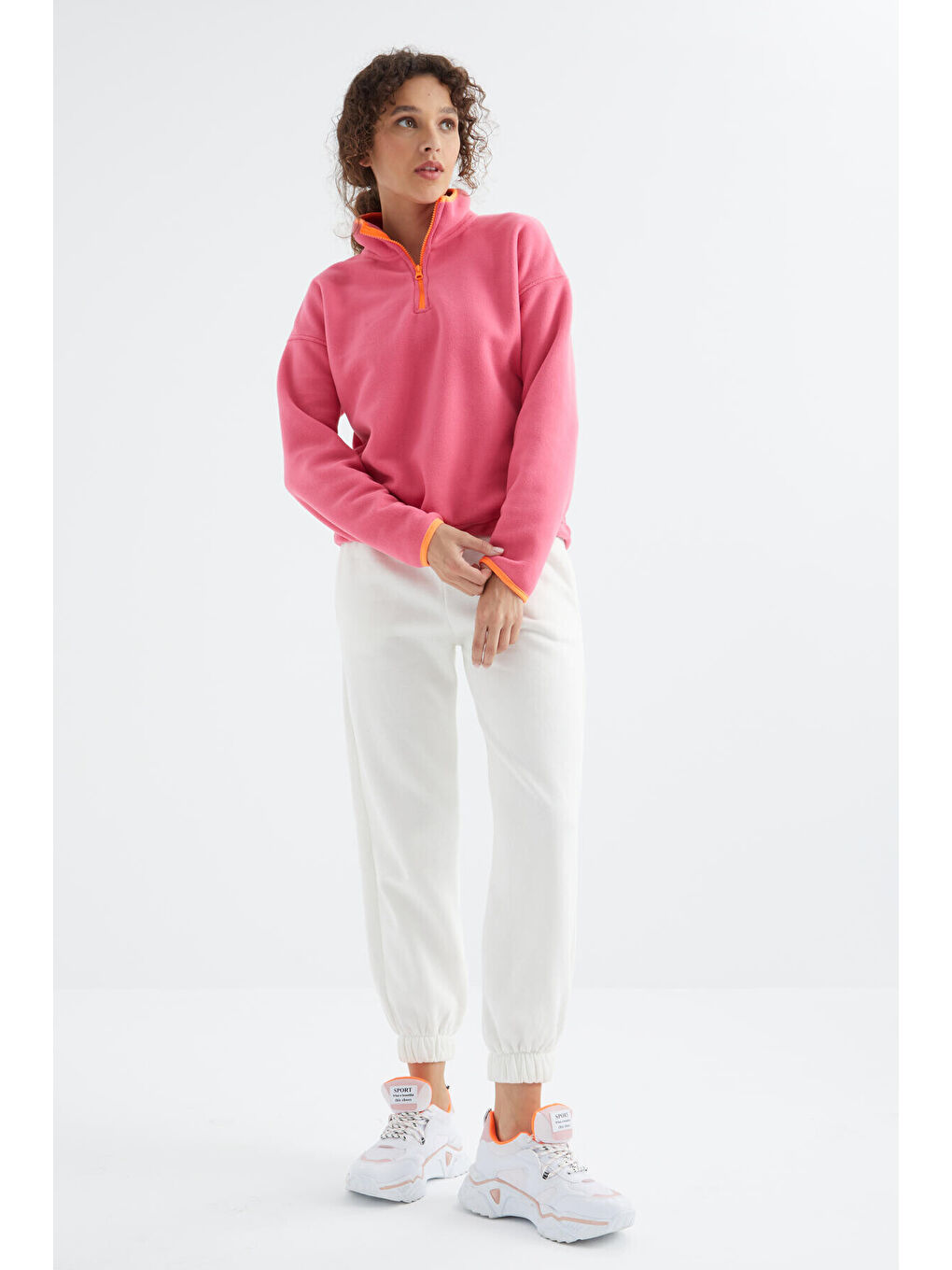 Şeker Pembe Yarım Fermuar Etek Ucu Büzgülü Dik Yaka Oversize Kadın Polar Sweatshirt - 97234-1