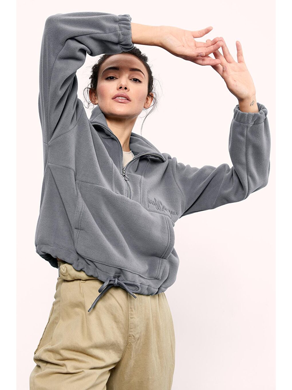 Gri Melanj Yarım Fermuar Etek Ucu Büzgülü Kadın Polar Oversize Sweatshirt - 97171-2