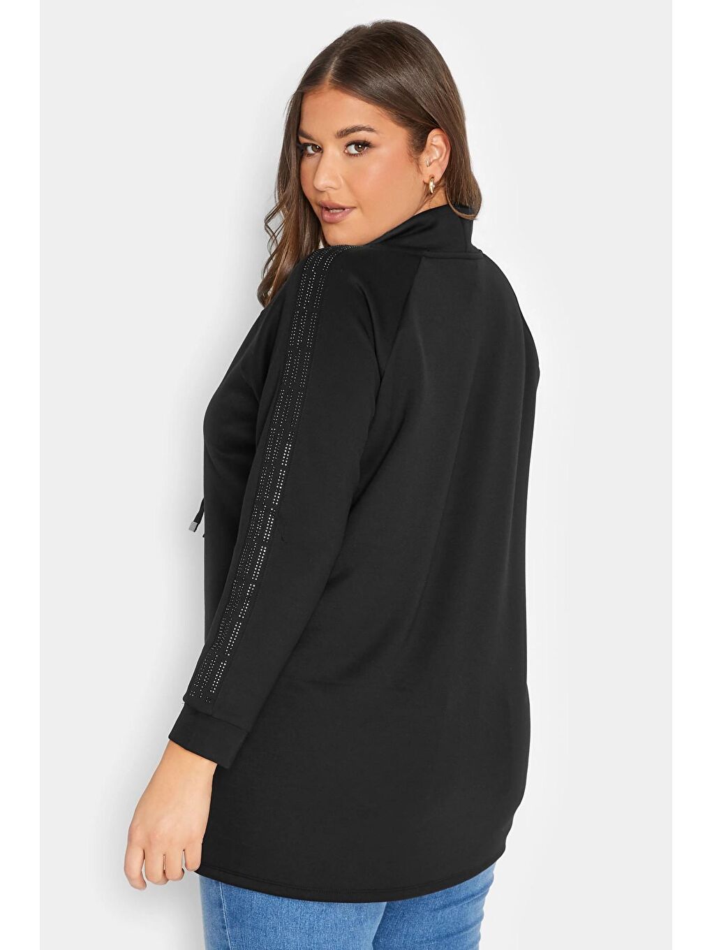 Siyah Büyük Beden Bağcıklı Kolları Pul Detaylı Uzun Kollu Sweatshirt 301199-4