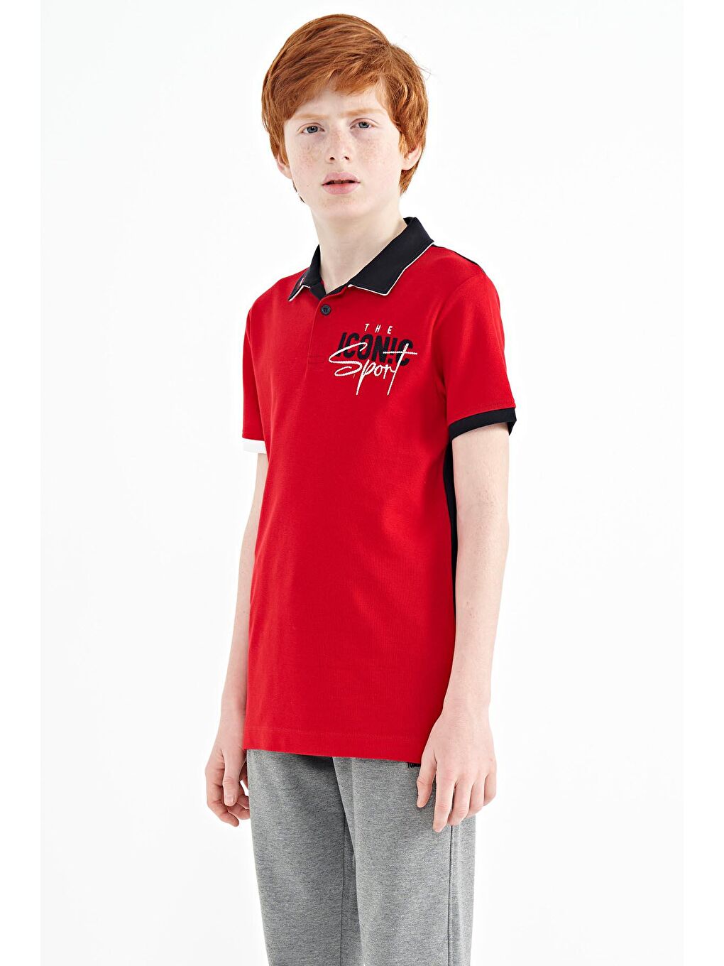 TOMMYLIFE Kırmızı Yaka Gögüs Nakış Detaylı Standart Kalıp Polo Yaka Erkek Çocuk T-Shirt - 11139 - 3