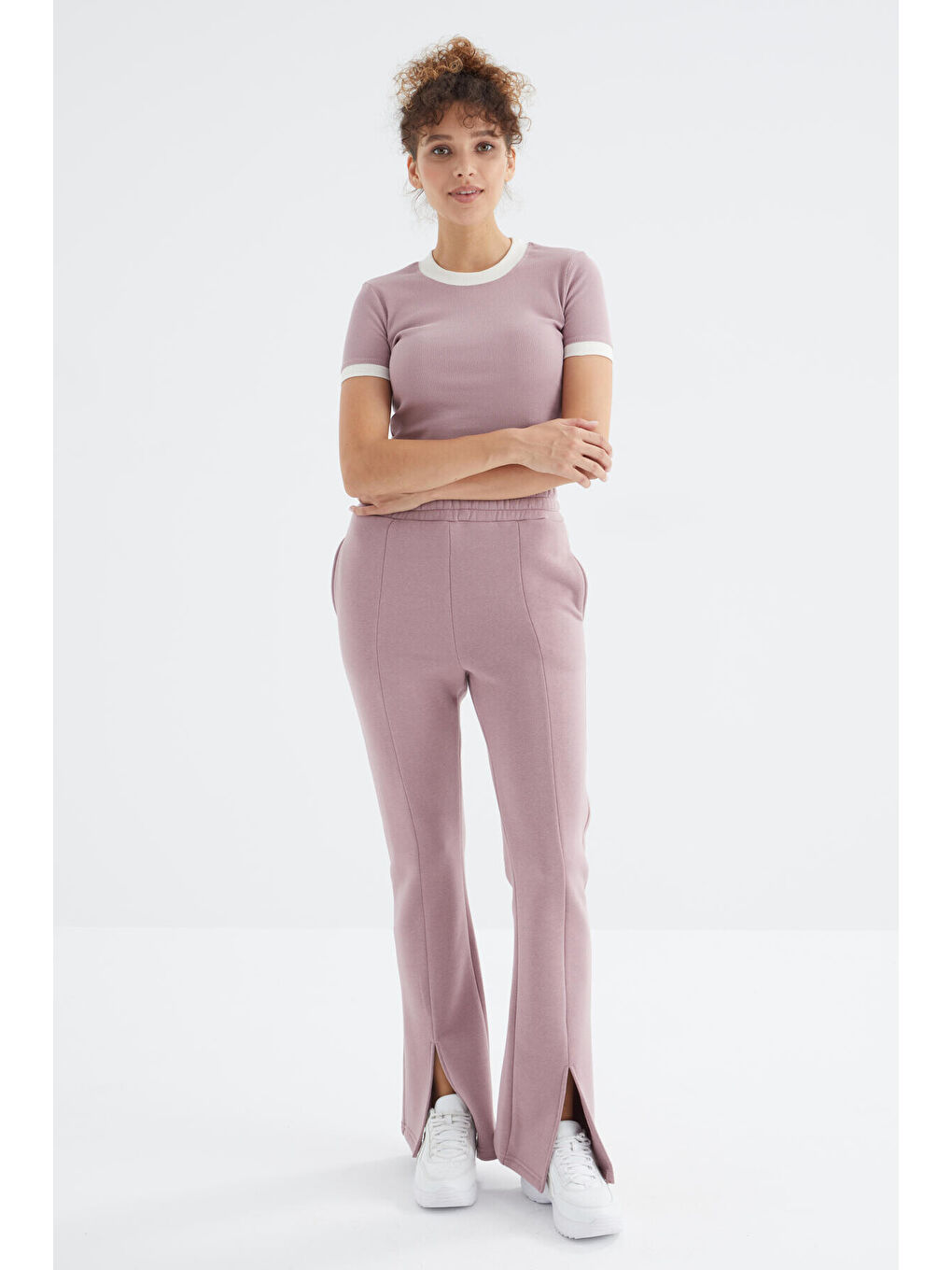 Pembe Gül Kurusu Yüksek Bel Ön Yırtmaç Detaylı Yan Cepli Rahat Form Kadın Eşofman Alt - 94625-4