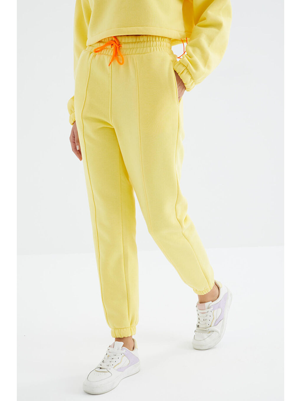 Sarı Limon Düşük Omuzlu Beli Büzgülü Yarım Boy Fermuarlı Oversıze Kadın Eşofman Takım - 95321-3