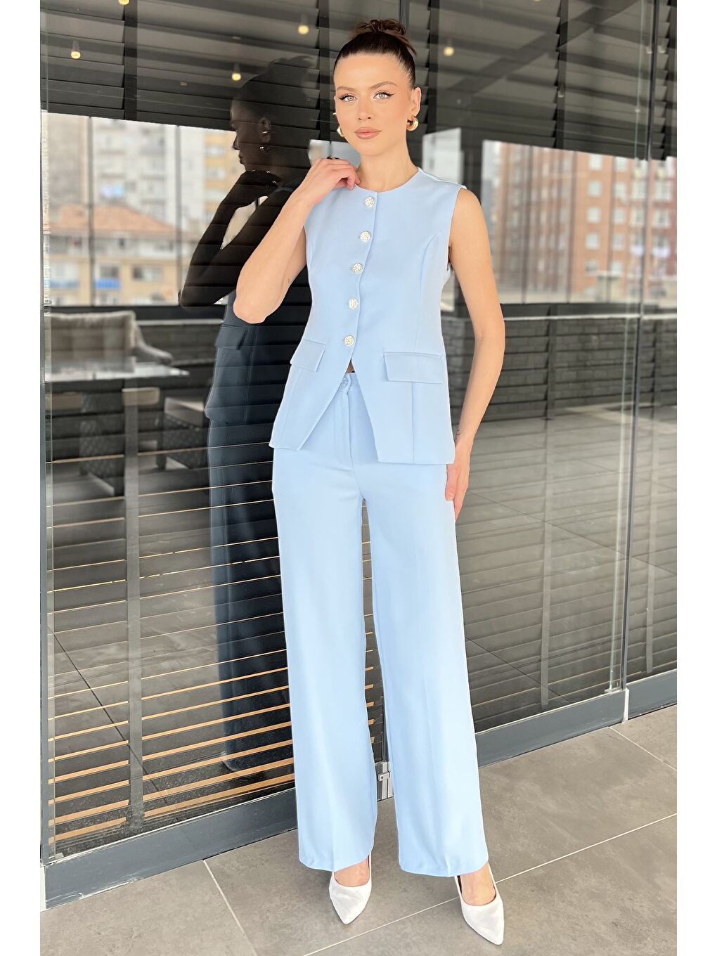 Mavi Düğme Detaylı Yelek Pantolon İkili Takım