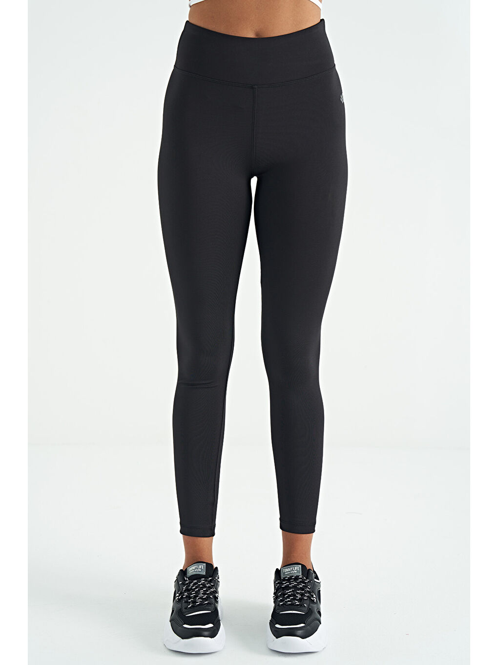 Siyah Logo Baskı Detaylı Yüksek Bel Dalgıç Kumaş Slim Fit Kadın Tayt - 94627-2