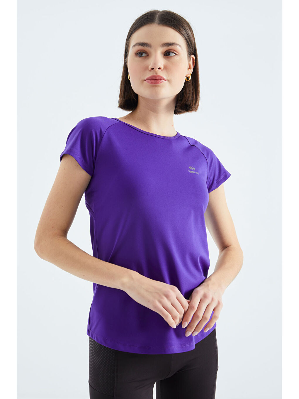 Koyu Mor Sırt Pencereli Kısa Kol Standart Kalıp O Yaka Kadın Tişört - 97101