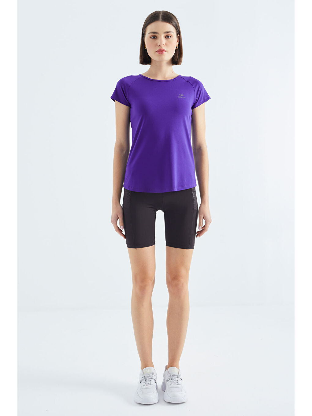 Koyu Mor Sırt Pencereli Kısa Kol Standart Kalıp O Yaka Kadın Tişört - 97101-4