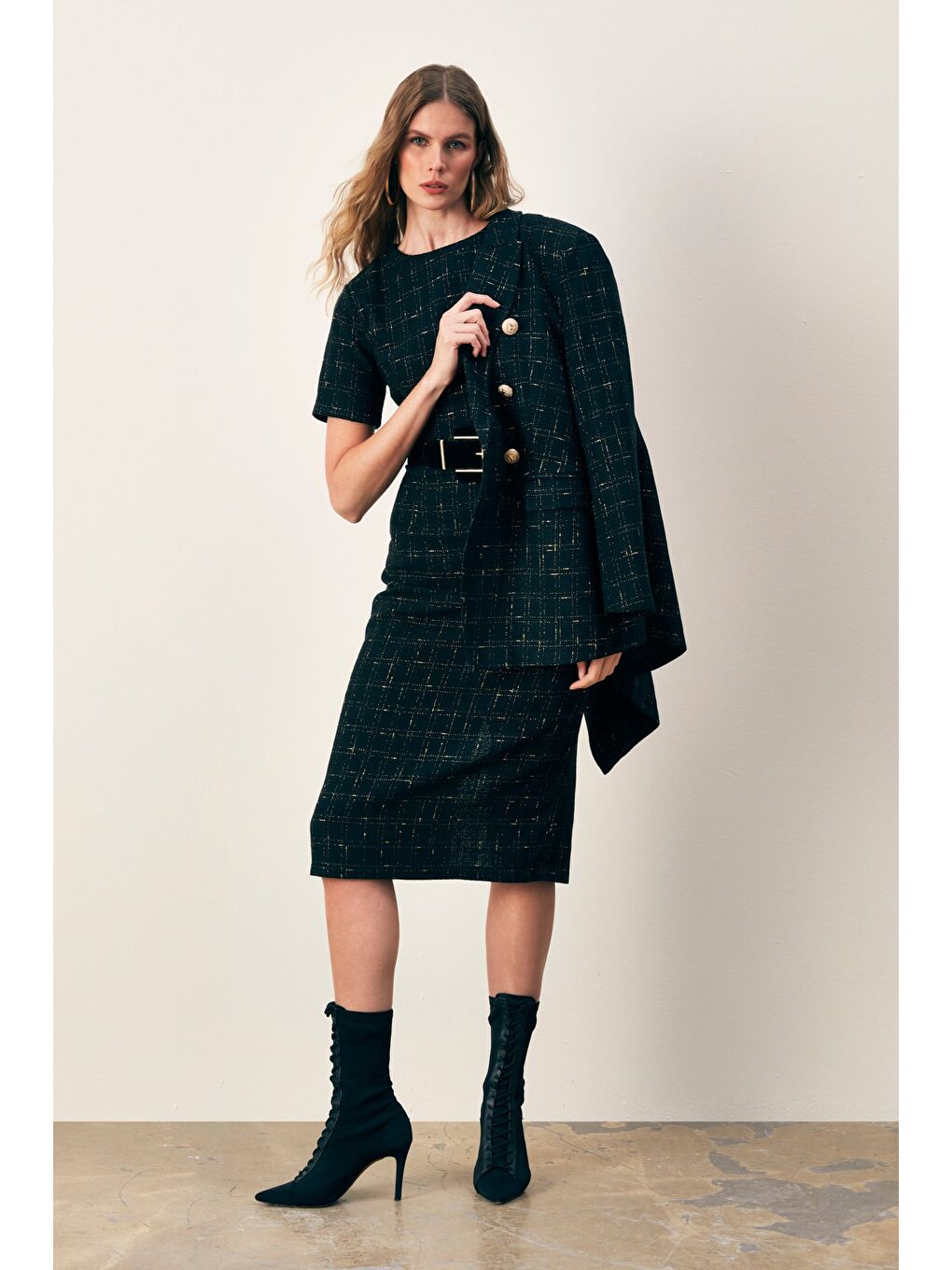 Simli Kısa Kol Elbise - Siyah