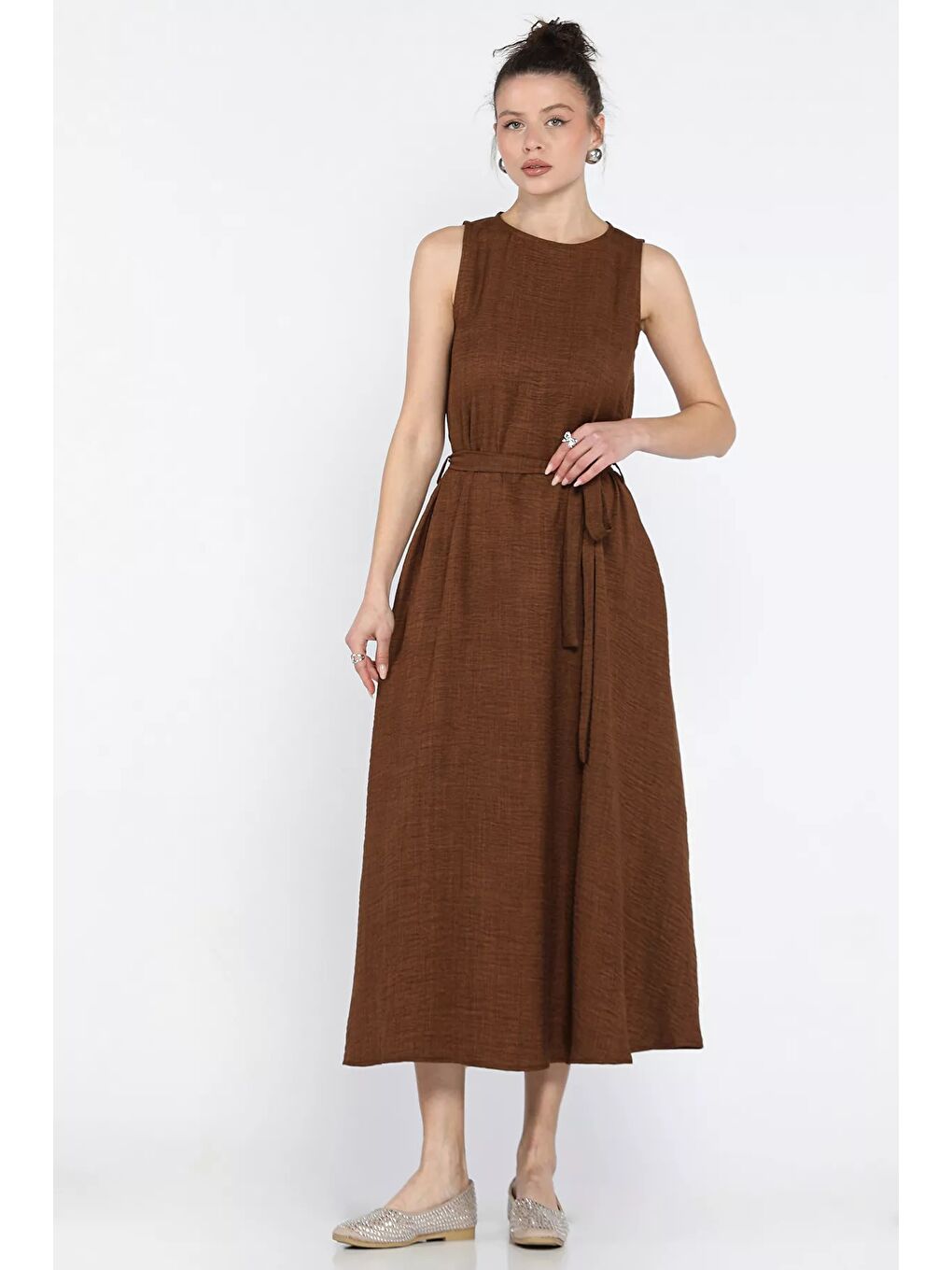 Kahverengi Kadın Bisiklet Yaka Cep Detaylı Bel Kuşaklı Uzun Elbise-8