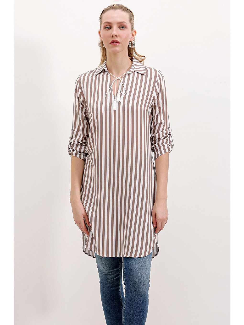 Bej 5613 Yaka Bağcıklı Çizgili Tunik - Vizon