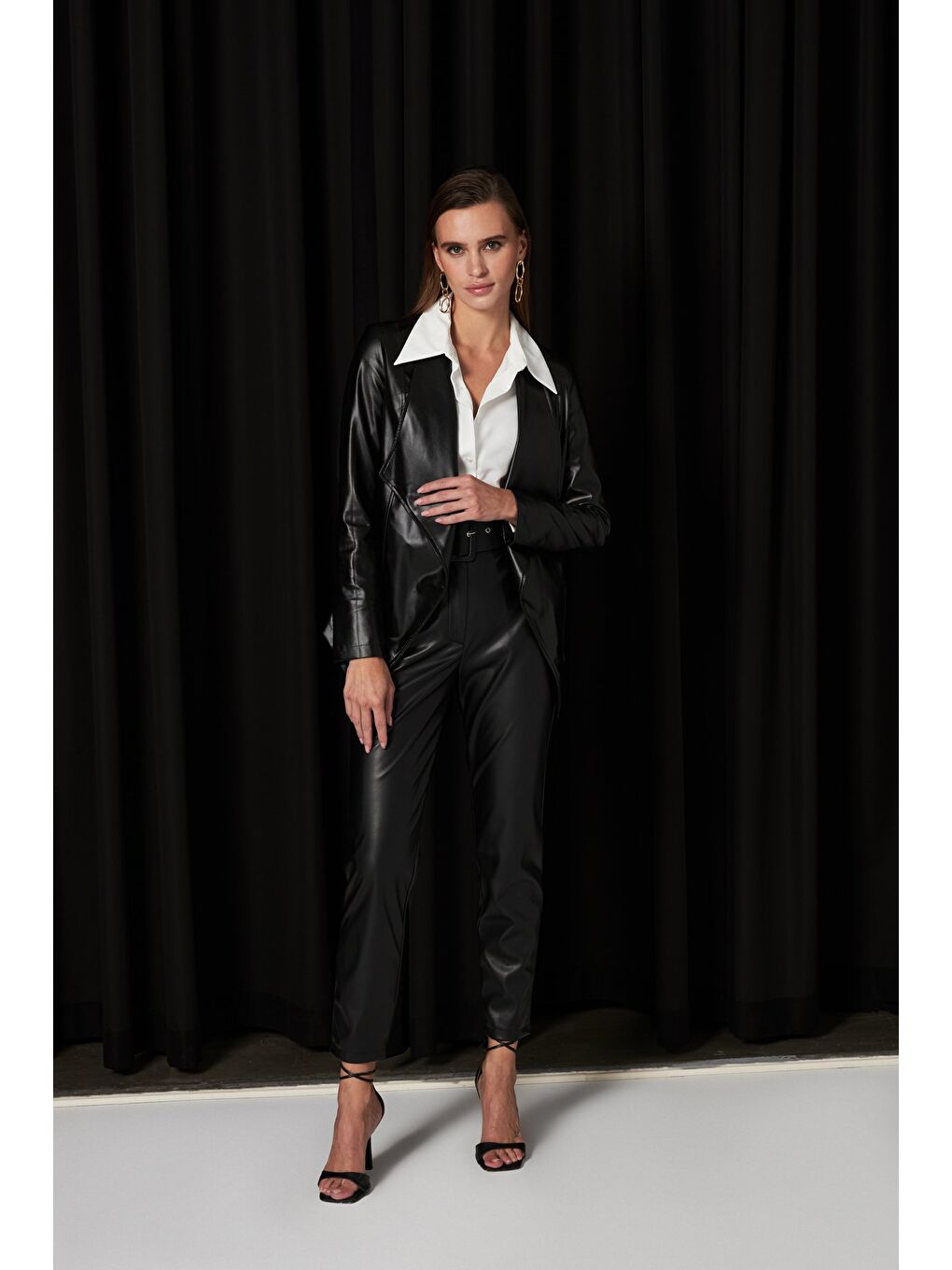 Geniş Yaka Deri Ceket - Siyah-2