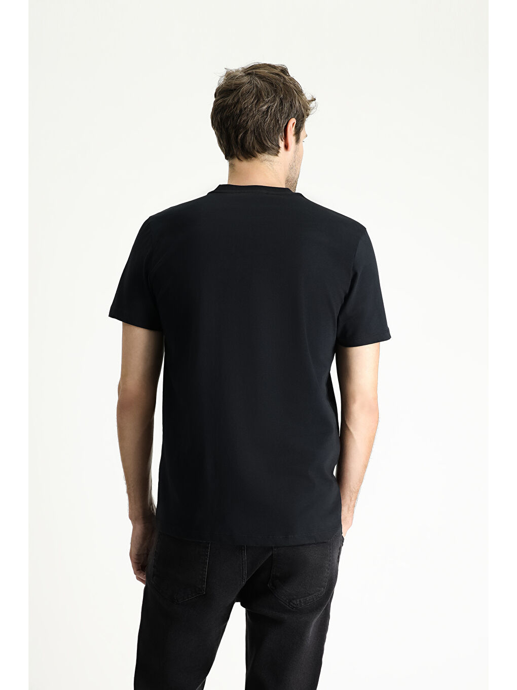 Siyah Bisiklet Yaka Slim Fit Dar Kesim Süprem Pamuk %100 Pamuk Tişört-5