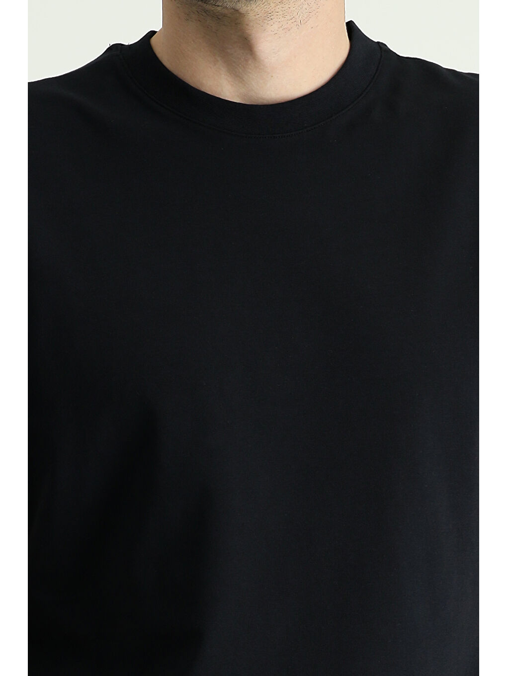 Siyah Bisiklet Yaka Slim Fit Dar Kesim Süprem Pamuk %100 Pamuk Tişört-6