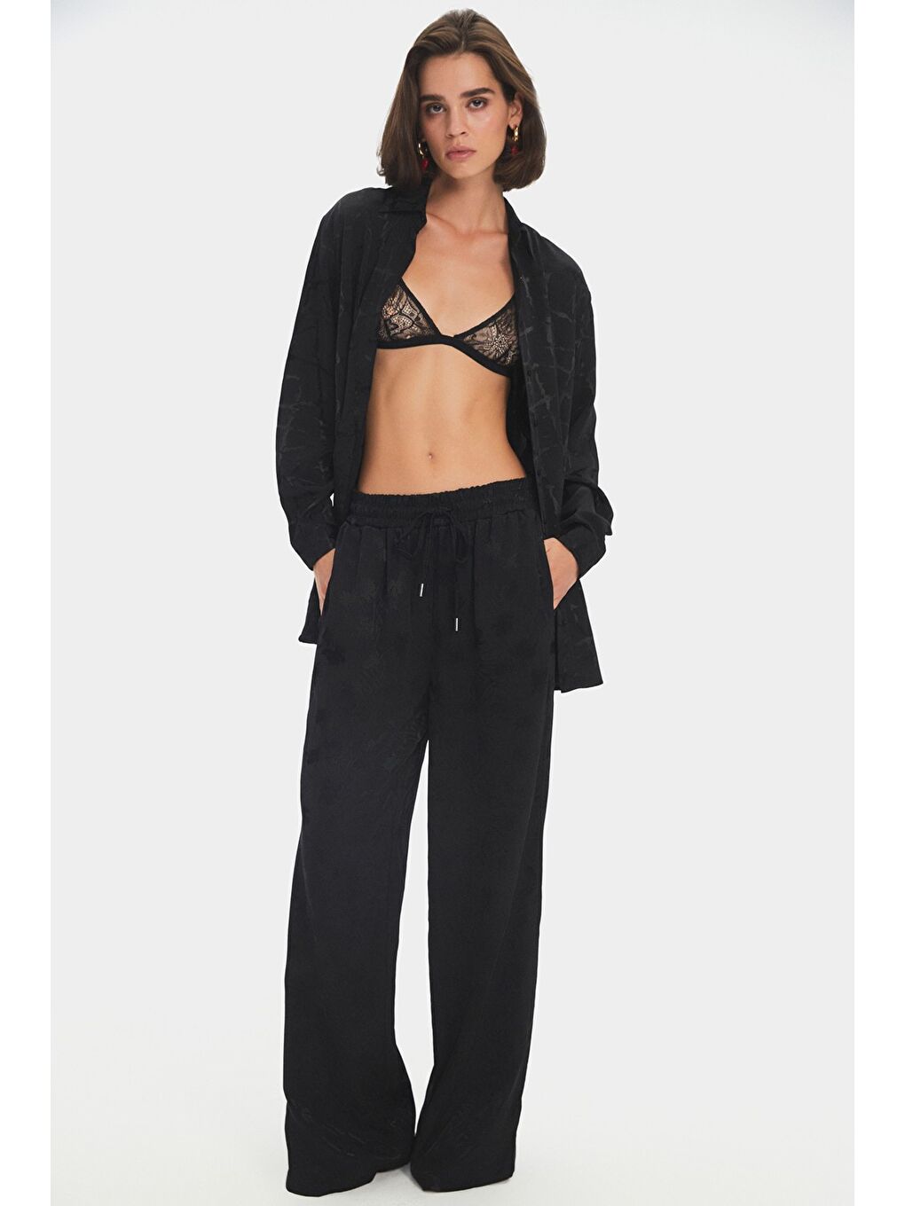 Siyah Kadın Exclusive Viskoz Karışımlı Wide Leg/Geniş Paça Beli Lastikli Desenli Pantolon-1