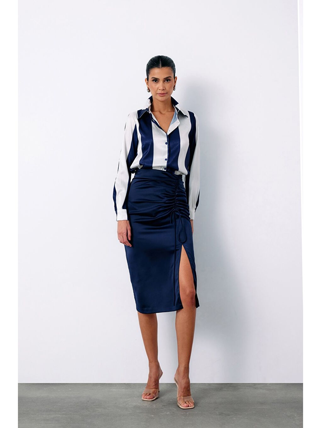 Çizgili Düz Gömlek - Lacivert-1