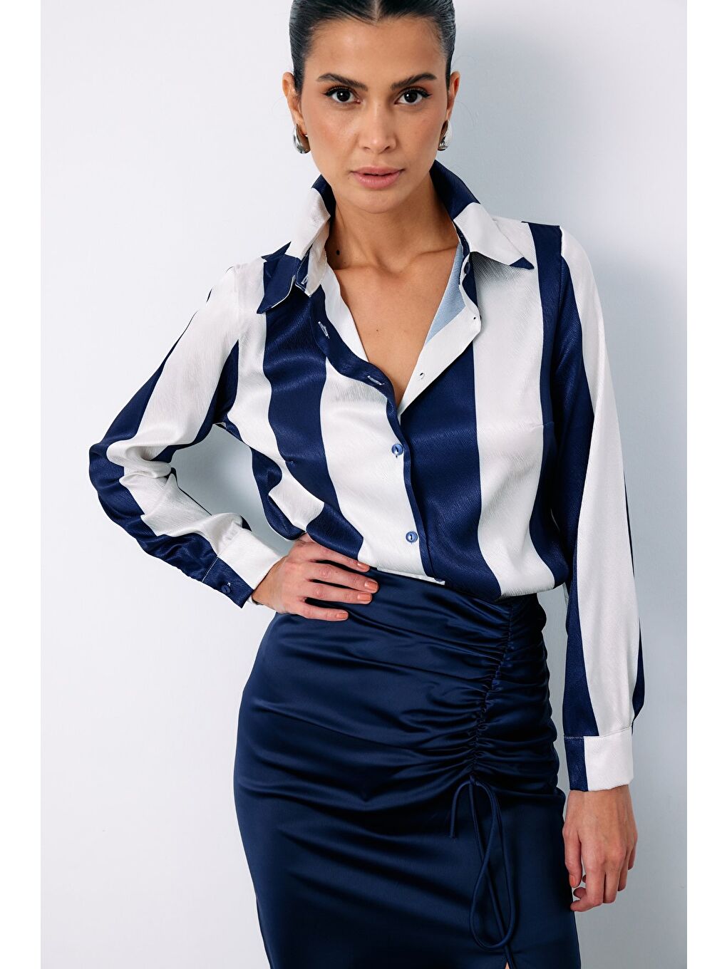 Çizgili Düz Gömlek - Lacivert-4