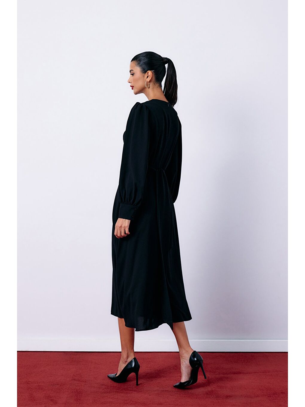 Kemerli Midi Elbise - Siyah-4