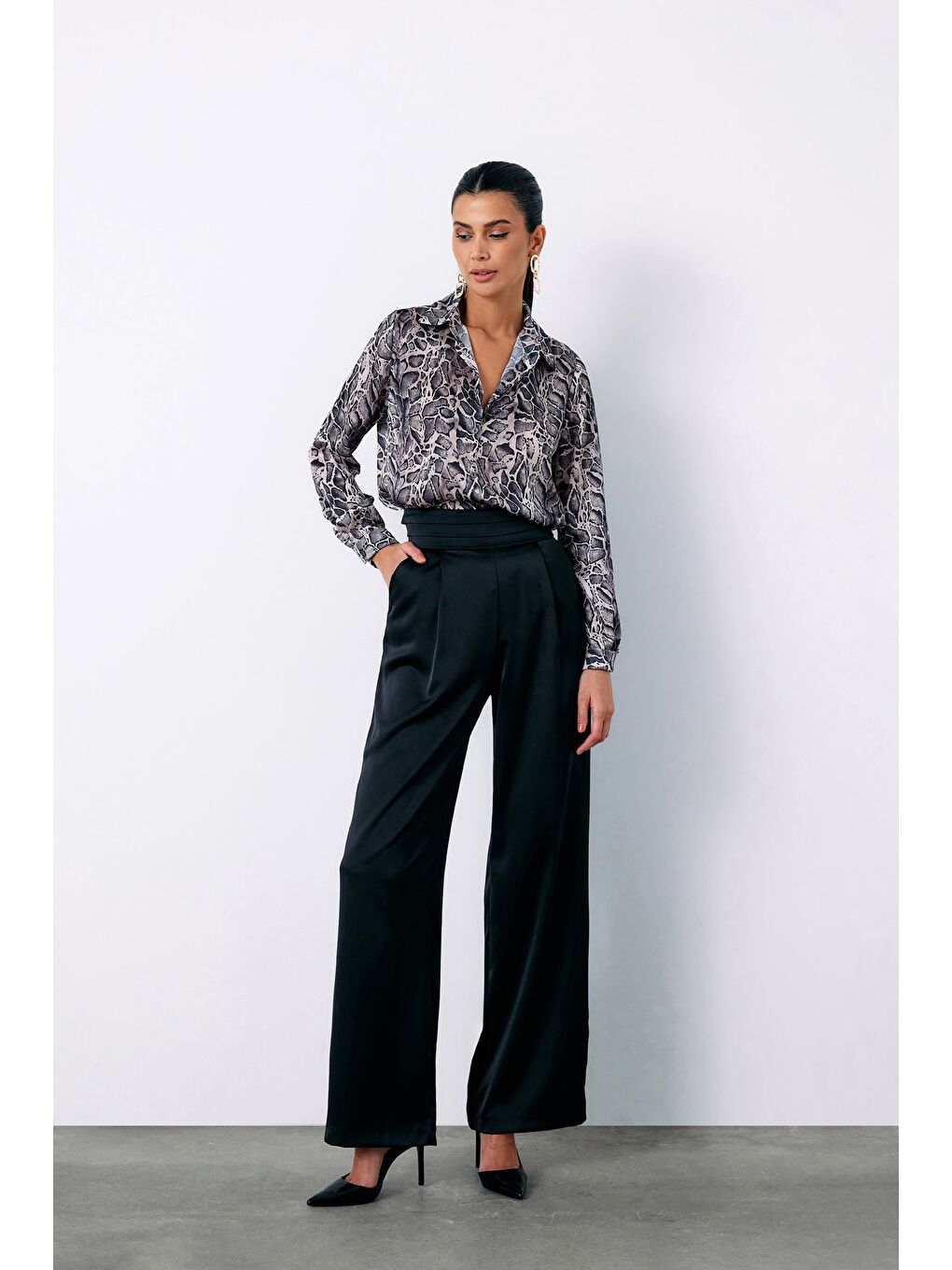 Leopar Desenli Klasik Gömlek - Gri