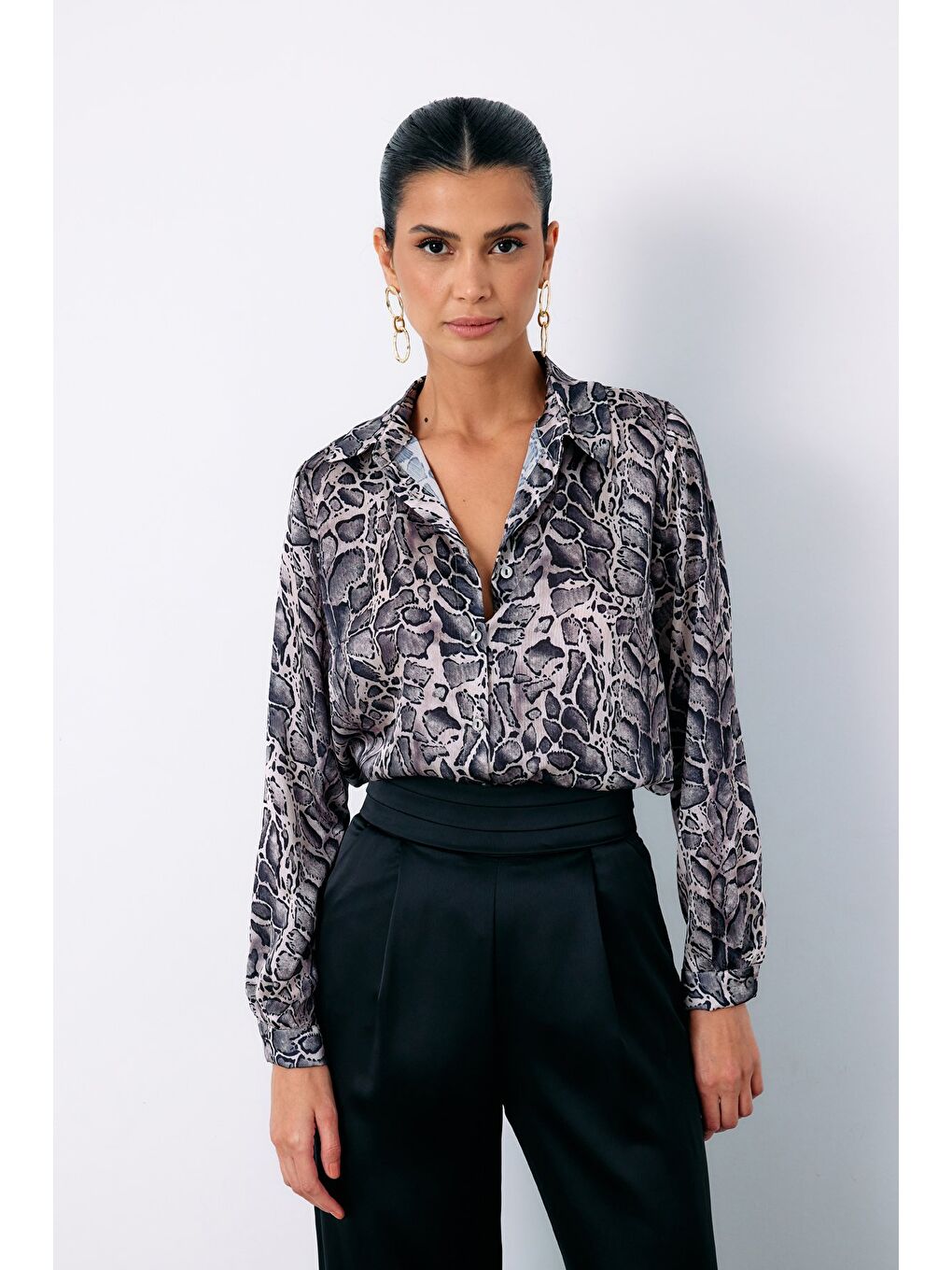 Leopar Desenli Klasik Gömlek - Gri-2