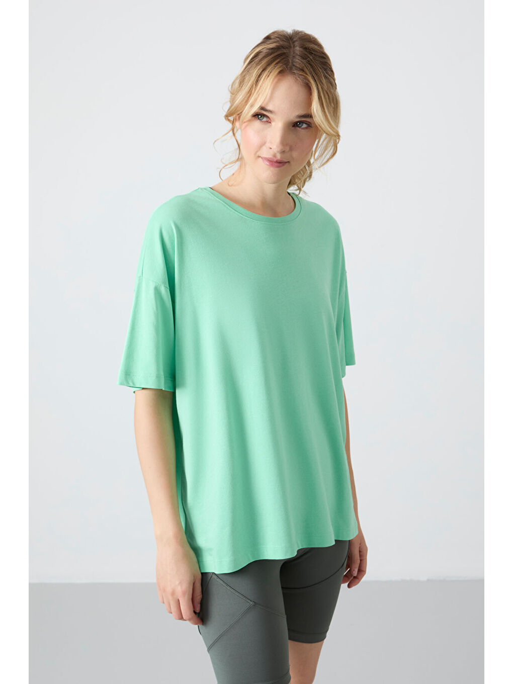 Turkuaz Su Yeşili Penye Modal Yumuşak Tuşeli Oversize Fit Basic Kadın Tişört- 97285-4