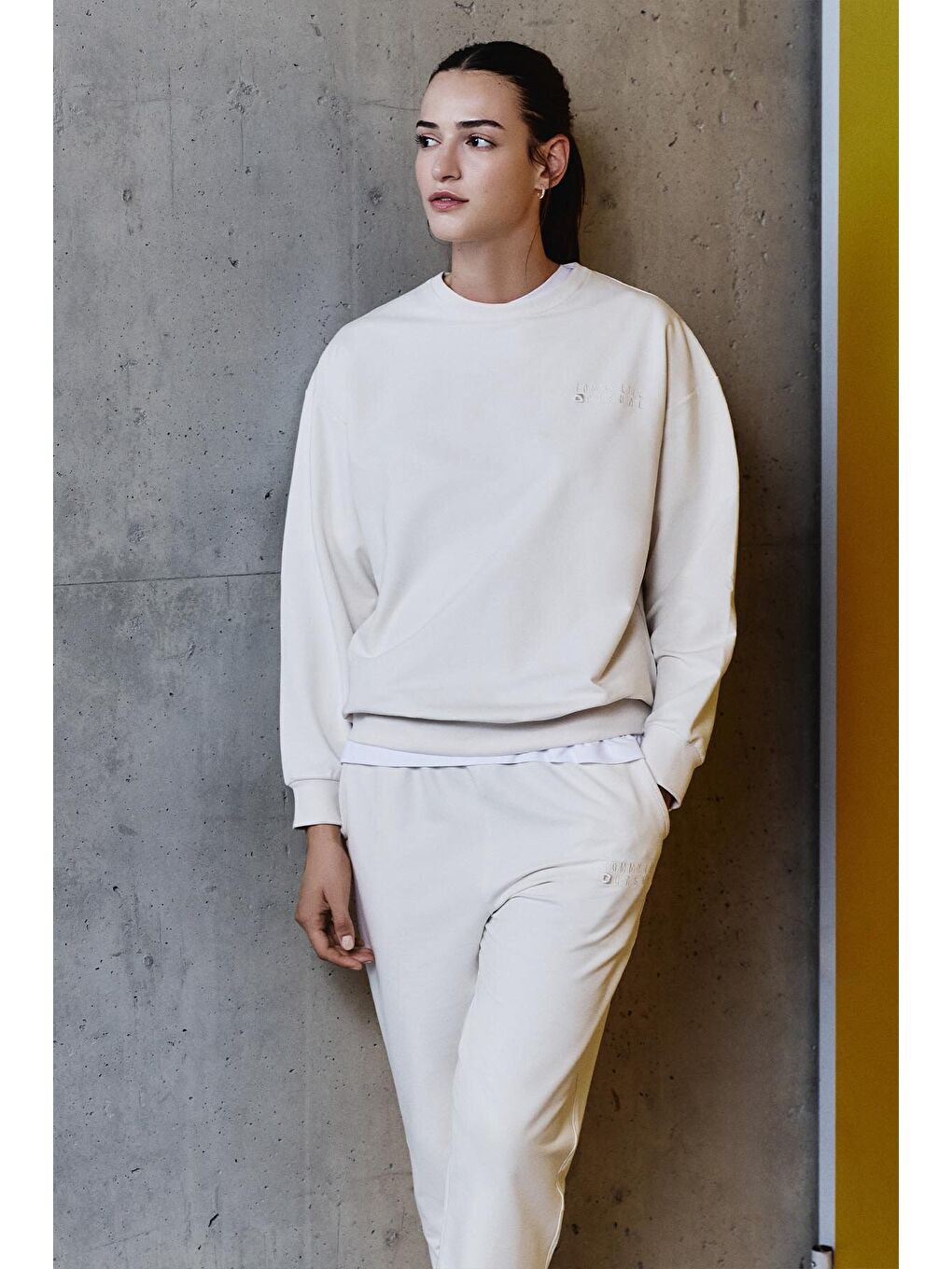 Bej Bisiklet Yaka Oversize Lastik Paça Kadın Eşofman Takımı - 95287