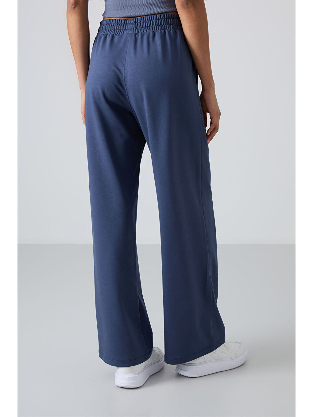 Petrol Yüksek Bel Cepli Rahat Form Geniş Paça Kadın Eşofman Alt - 94567-4