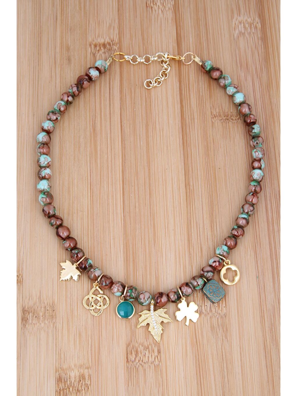 Karışık Asma Yapraklı Charm Kolye