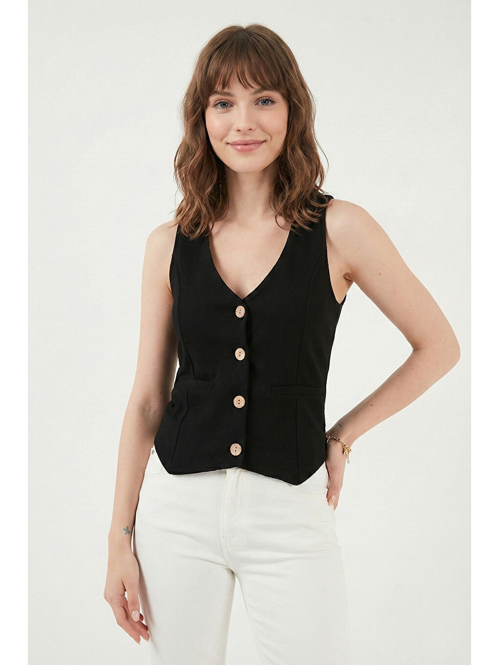 Siyah Fittili Regular Fit V Yaka Düğmeli Kadın Yelek 5866559-2