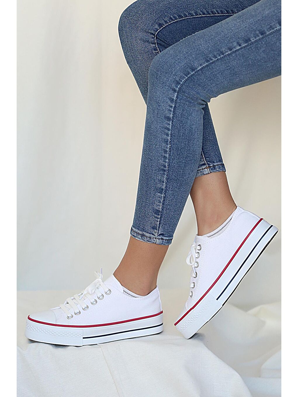 Yeşil Rahat Kalın Taban Bağcıklı Keten Kadın Sneaker 10-9999-22