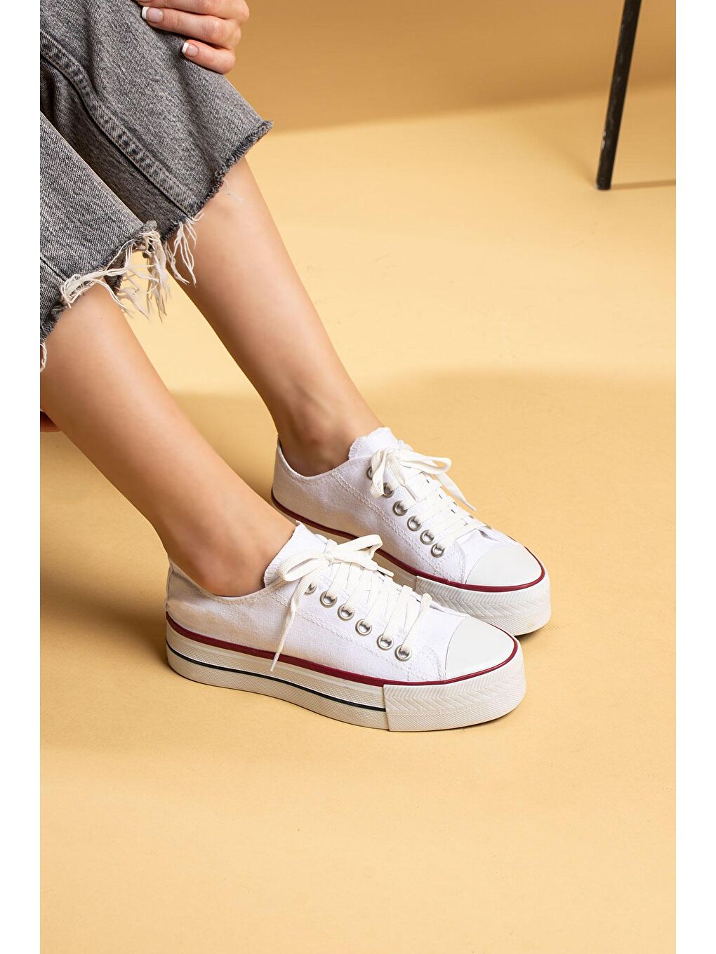 Yeşil Rahat Kalın Taban Bağcıklı Keten Kadın Sneaker 10-9999-22-2