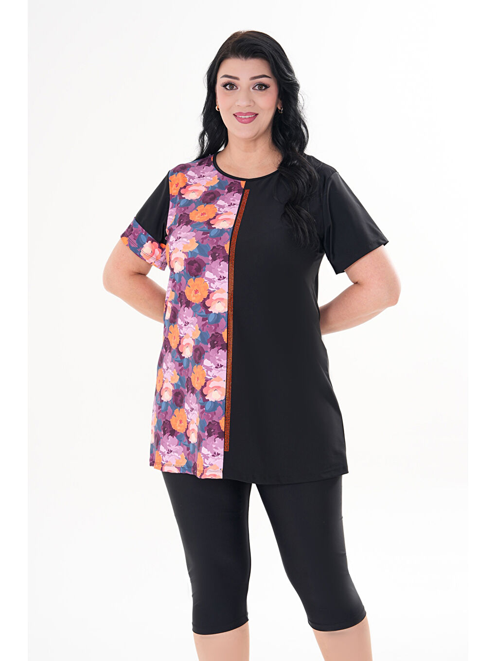 Büyük Beden Kısa Kol Yarı Kapalı Tesettür Mayo 2518 Çiçekli Siyah-3