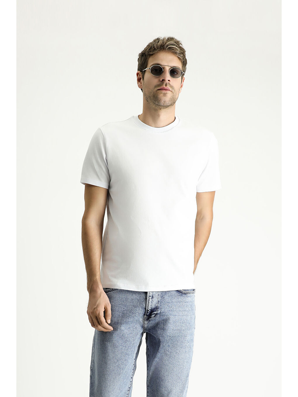 Beyaz Bisiklet Yaka Regular Fit Süprem Pamuk %100 Pamuk Tişört-4